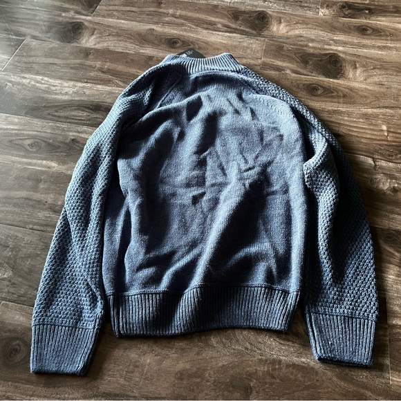 Sears No.99 Wayne Gretzky Collection Blue Sweater Size Small - Picture 3 of 4